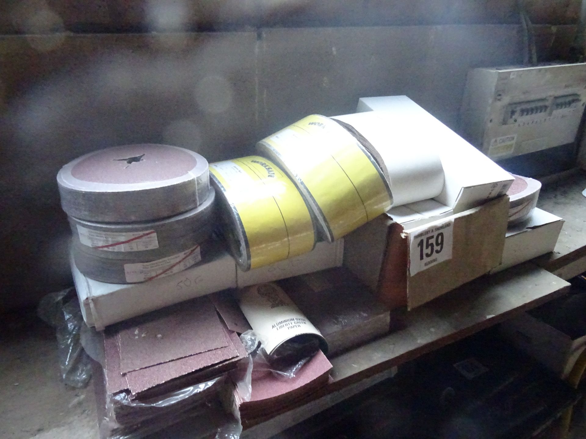 Quantity of assorted sand paper