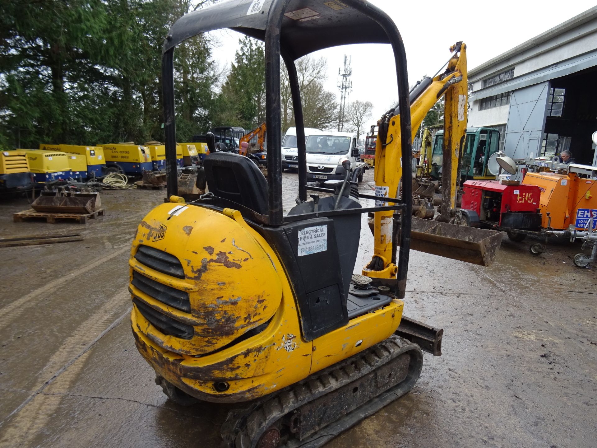 JCB 801.6 CTS mini digger (2009) RDD 3008 hrs 4098 c/w 5 buckets - Image 6 of 10