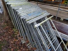 Quantity of metal scaffold