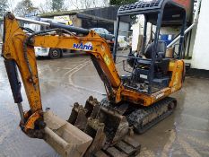 Hanix H15B mini digger (2006) RDD 2423 hrs 3902 c/w 5 buckets