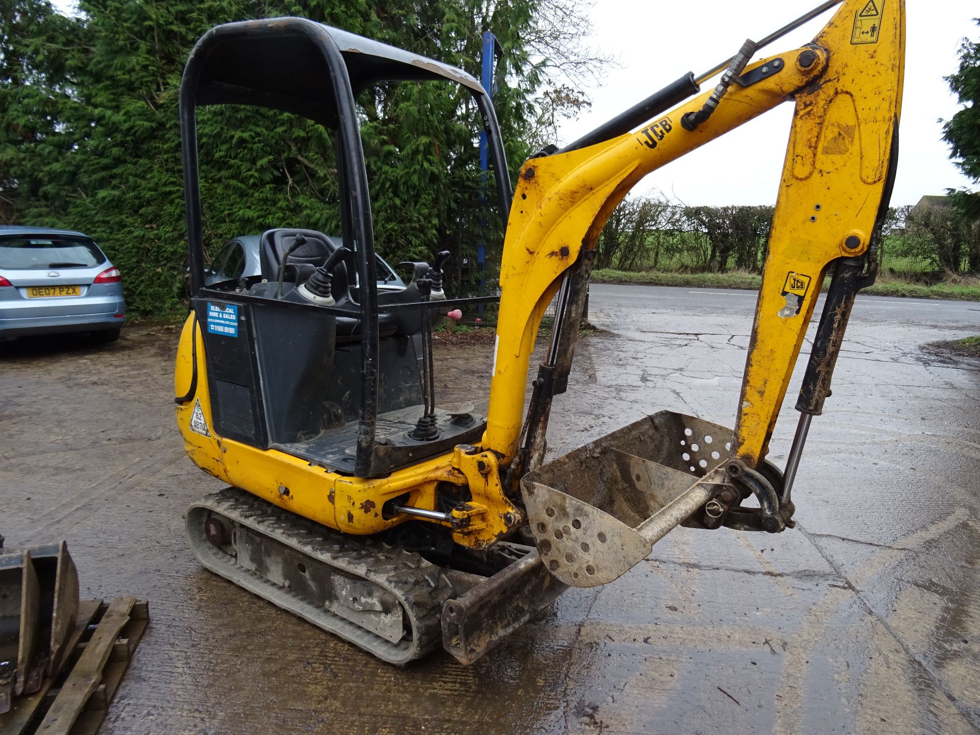 JCB 801.6 CTS mini digger (2009) RDD 3026 hrs 4096 c/w 5 buckets