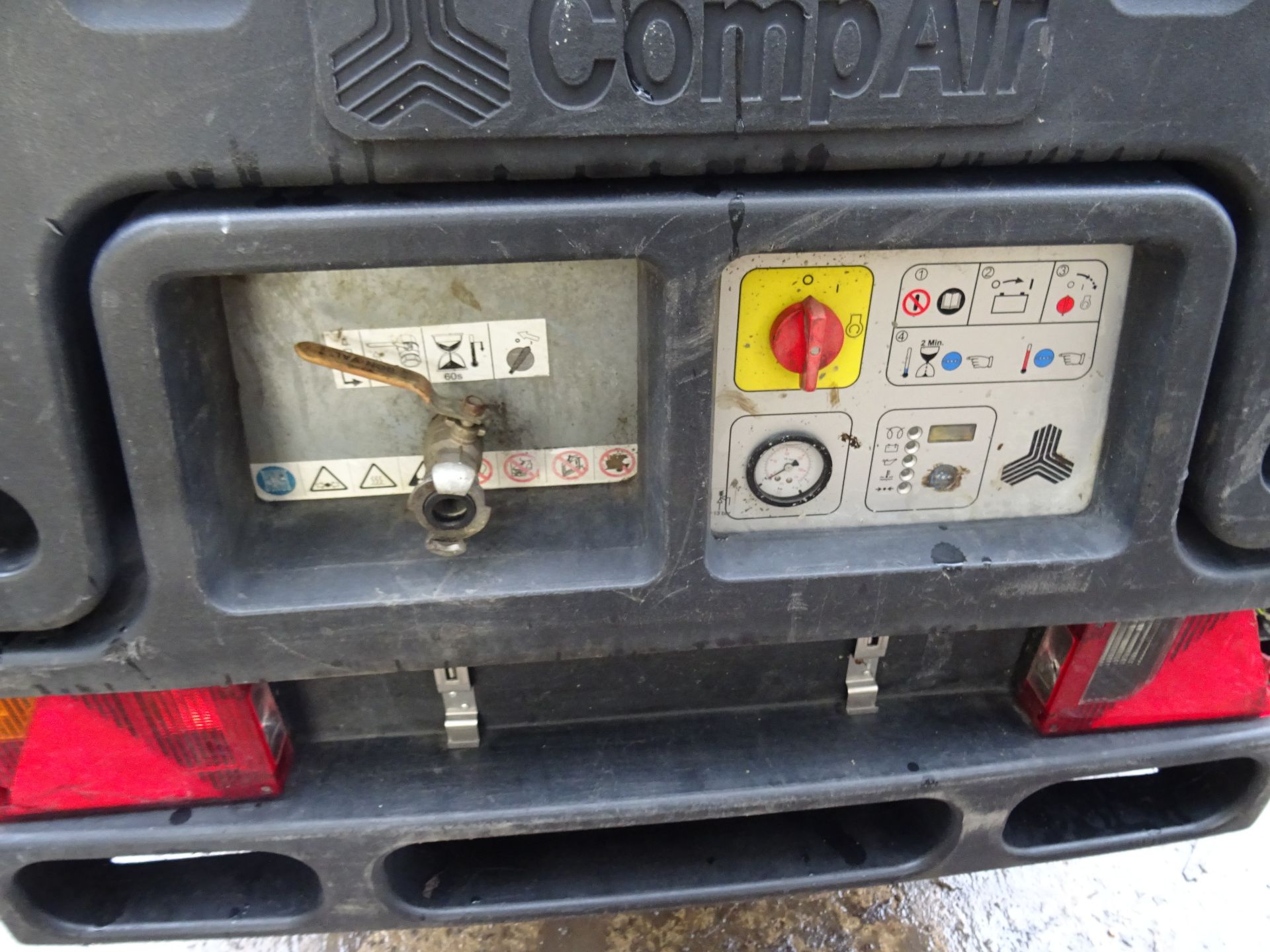 Compair C20 compressor (2010) 1034 hrs 5037 RMA - Image 3 of 4