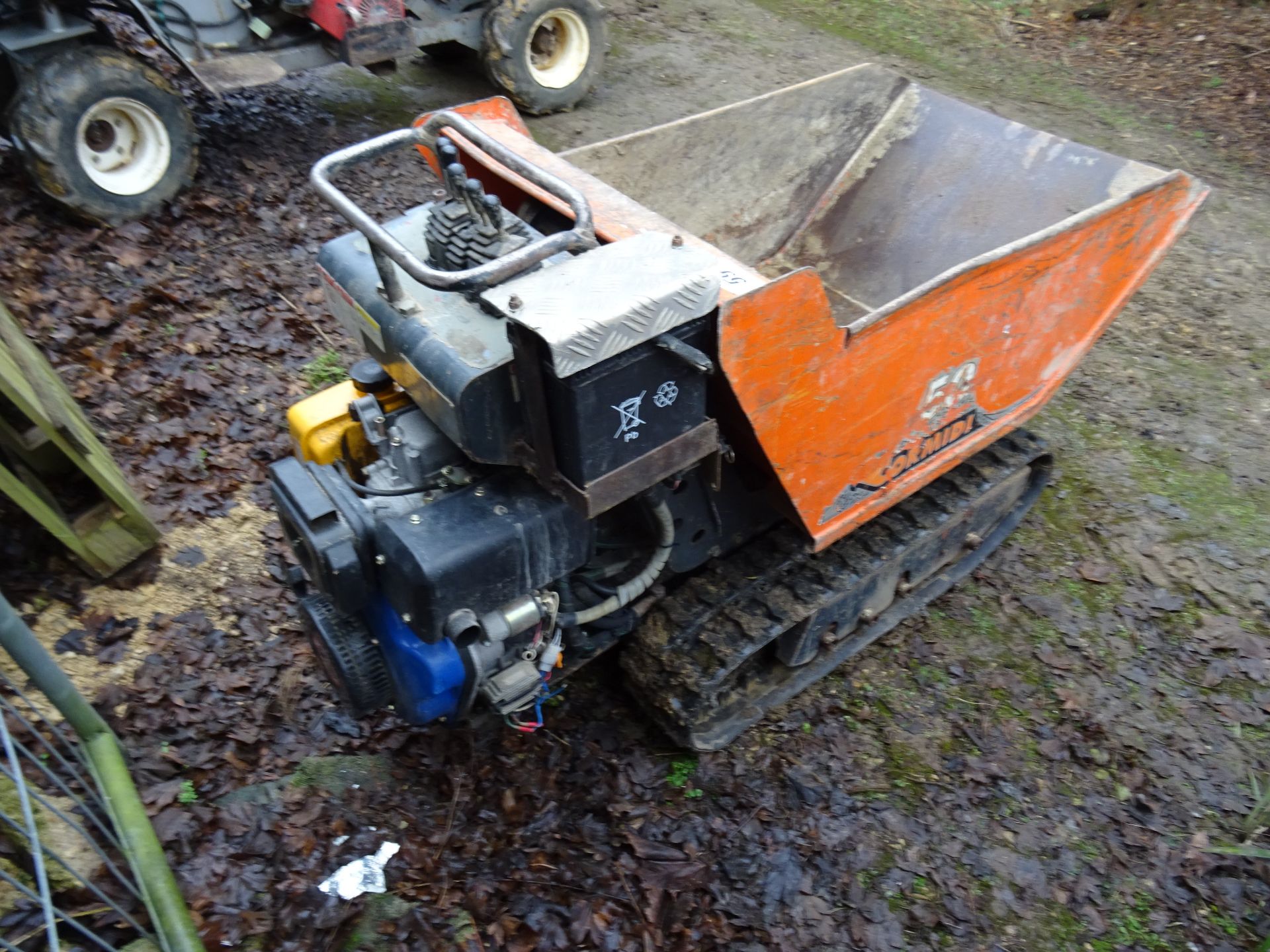 Cormidi 50 500kg tracked diesel power barrow RDT - Image 2 of 2