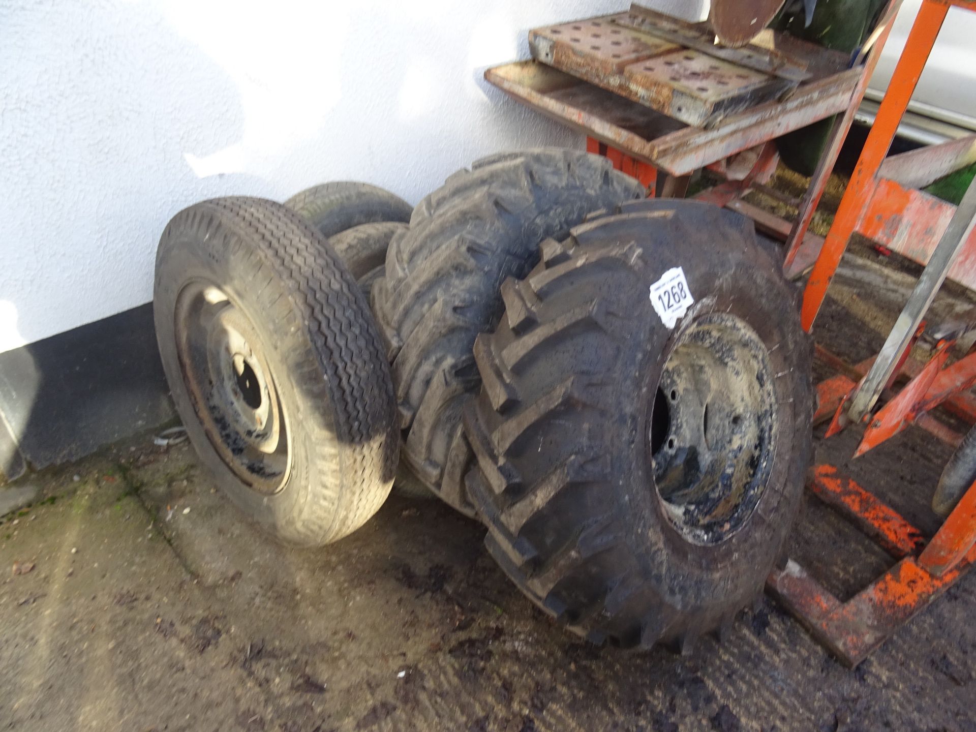 Various wheels and tyres