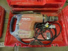 Hilti TE800 AVR breaker