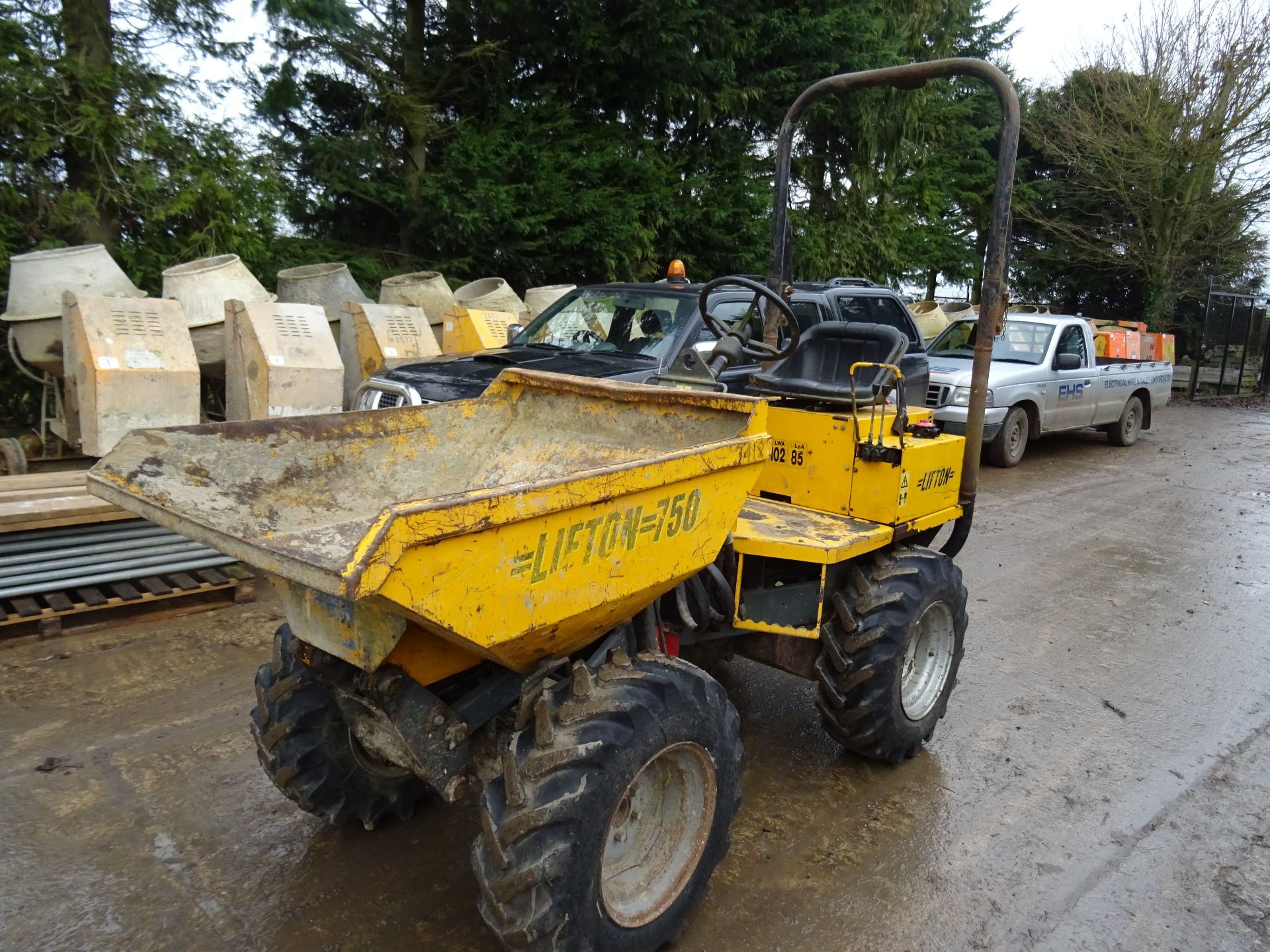 Lifton LS750 hydrostatic skip loader (2000) RDT 336 hrs 3412