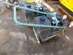 Ammann APF 1240 plate compactor (2016) c/w wheels and water system for tarmac