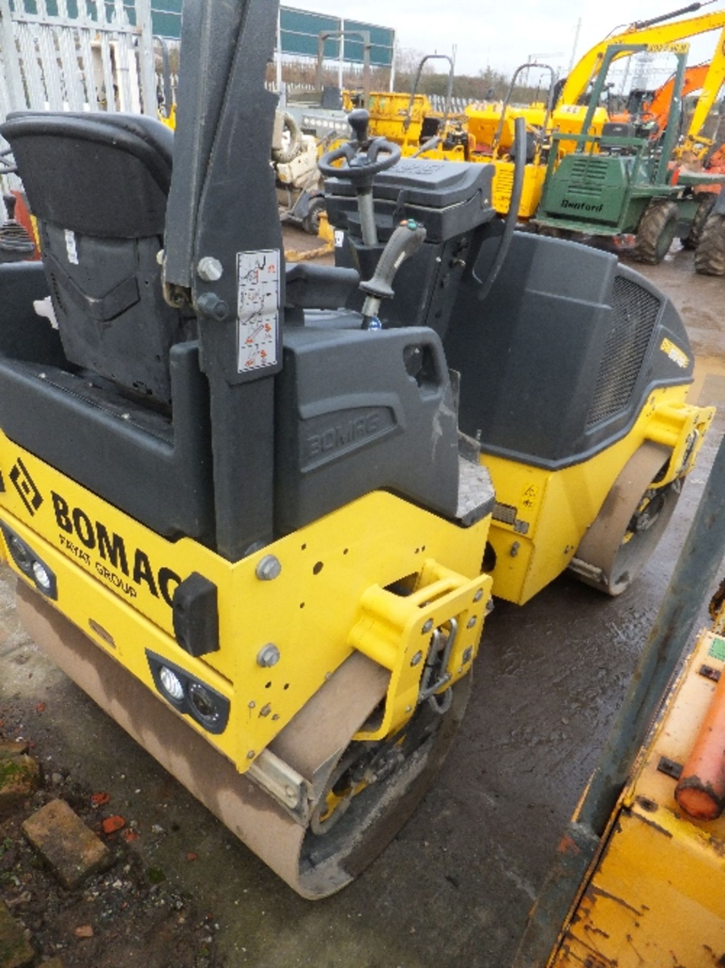 Bomag 120AD/5 tandem roller (2014) c/w water kit and lights 485 hrs SN - 101880212007 RDV - Image 3 of 6