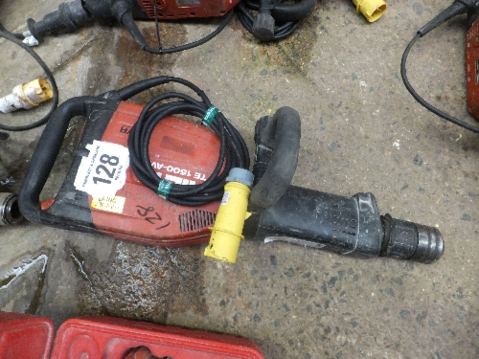 Hilti TE1500AVR 110v breaker