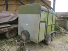 Tandem axle aluminium bodied livestock trailer