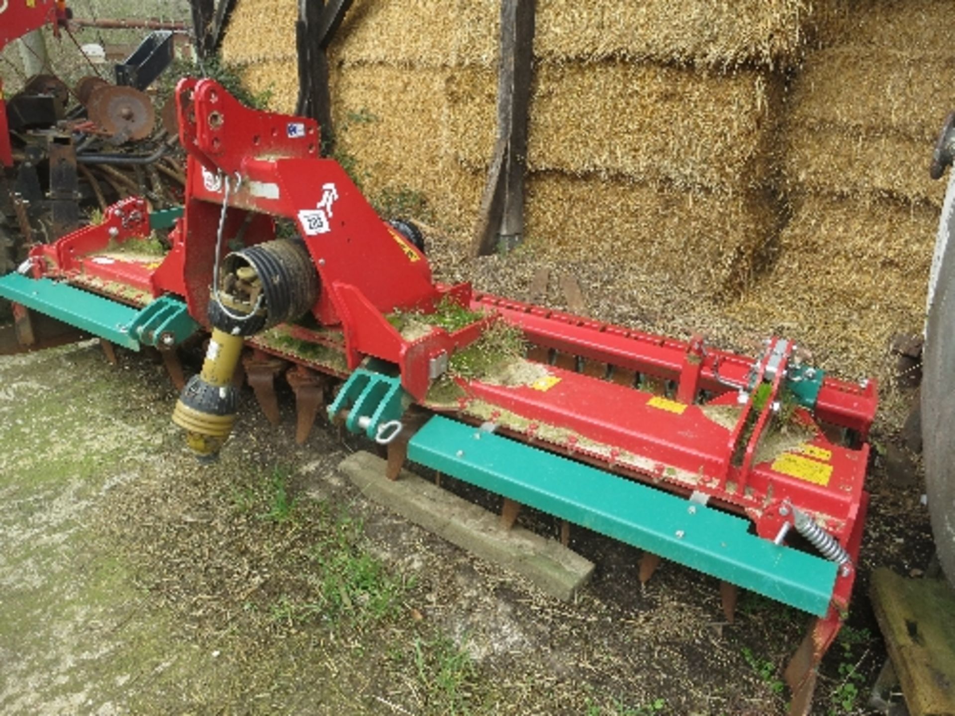 Kverneland type MAPOH NG-H 101 power harrow with crumbler roller (2014)