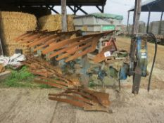 Rabewerk Eagle 140XD V/70-35 5 furrow reversible plough with slatted mole boards