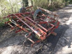 Konskill folding cultivator/leveller