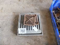 Heavy duty drain cover