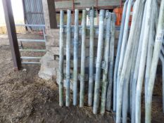9 no 6ft 6in posts for previous lot