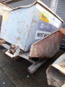 Forklift tipping skip