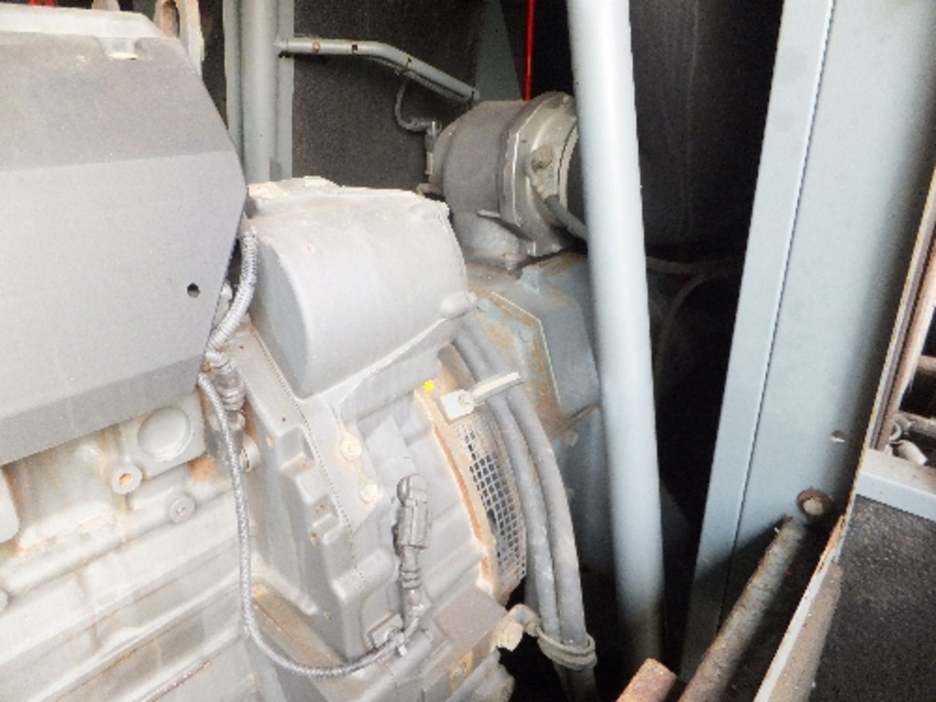 Atlas Copco XAHS 416 compressor (2005) Turns over, common rail fuel issue - Image 11 of 11