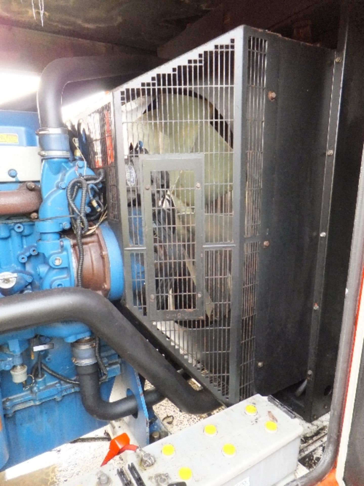 FG Wilson 500kva generator (2007) Fuel line removed, no cover on alternator - Image 7 of 8