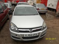 Vauxhall Astra Club Twinport - GJ54 UYA Date of registration: 08.10.2004 1598cc, petrol, manual,