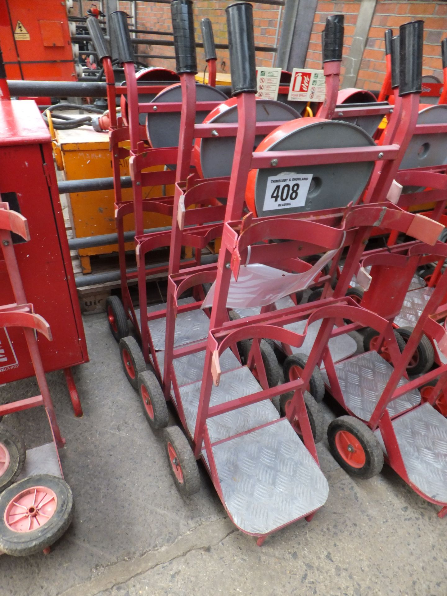 4 fire trollies