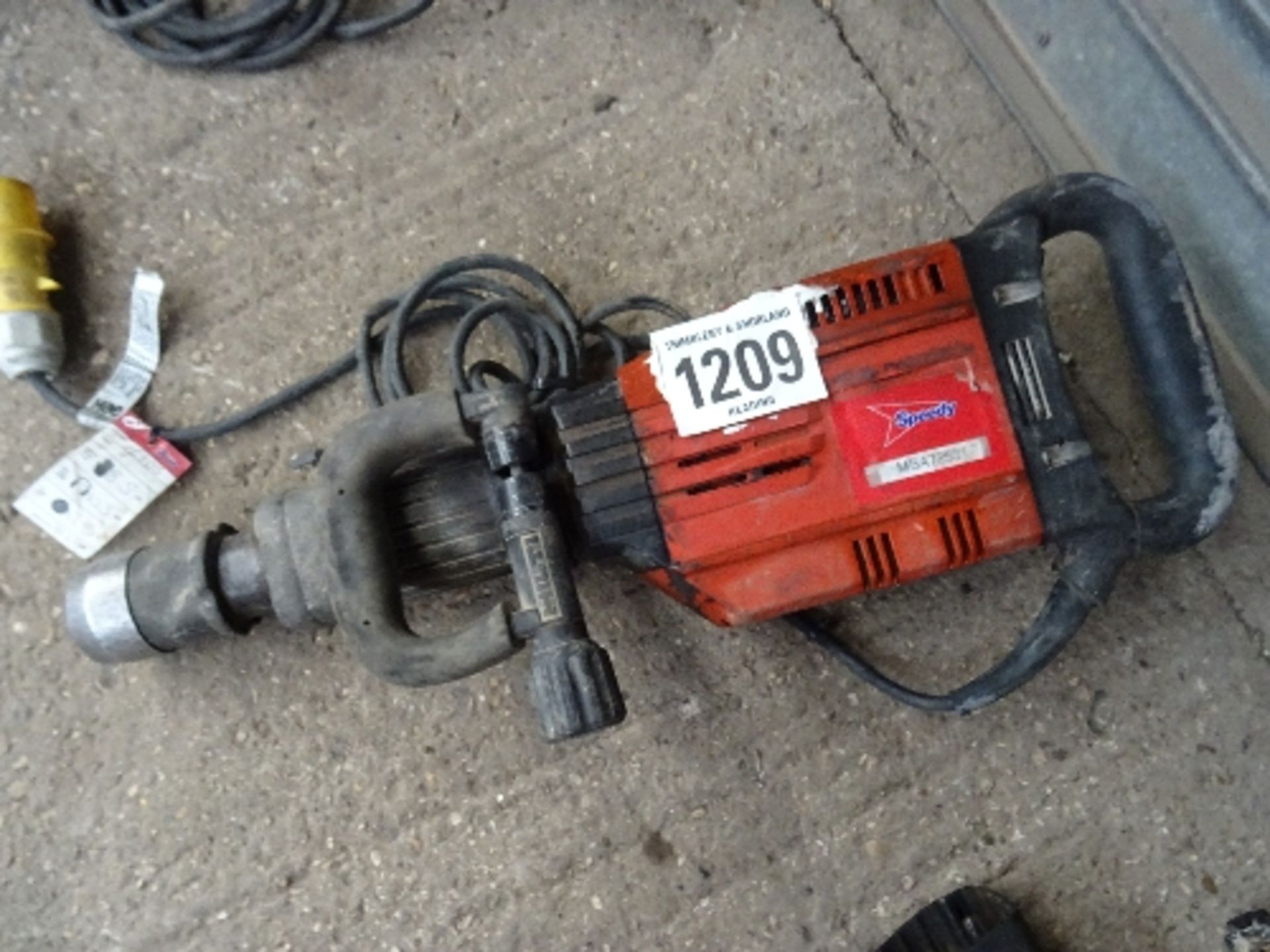 Hilti TE905 breaker 110v