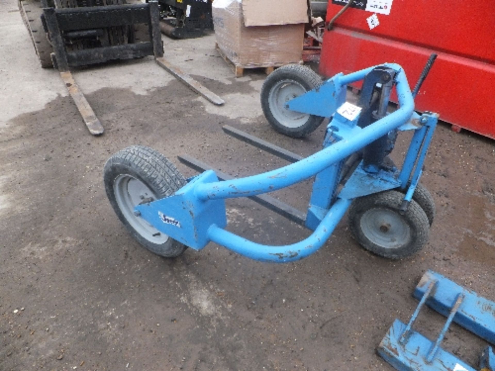 RT pallet truck - Image 2 of 2