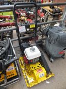 Wacker petrolplate compactor