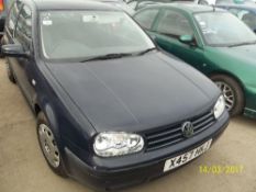 Volkswagen Golf E - X457 HKJ Date of registration: 26.09.2000 1400cc, petrol, manual, blue