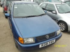 Volkswagen Polo 1.4 CL - R281 YAH Date of registration: 13.09.1997 1390cc, petrol, 4 speed