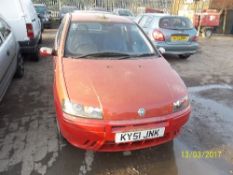 Fiat Punto 1.2 - KY51 JNK Date of registration: 24.09.2001 1242cc, petrol, manual, red Odometer