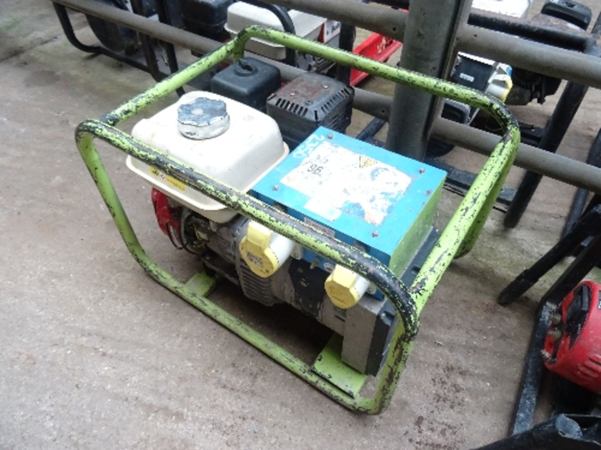 Stephill petrol generator 2.7kva