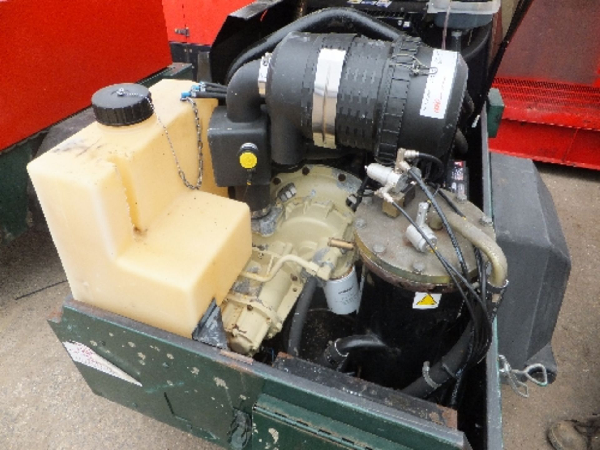 Ingersoll Rand 726E 2 tool compressor (2010) RMA 286 hrs SN - UN5726EFXAY108710 - Image 2 of 3