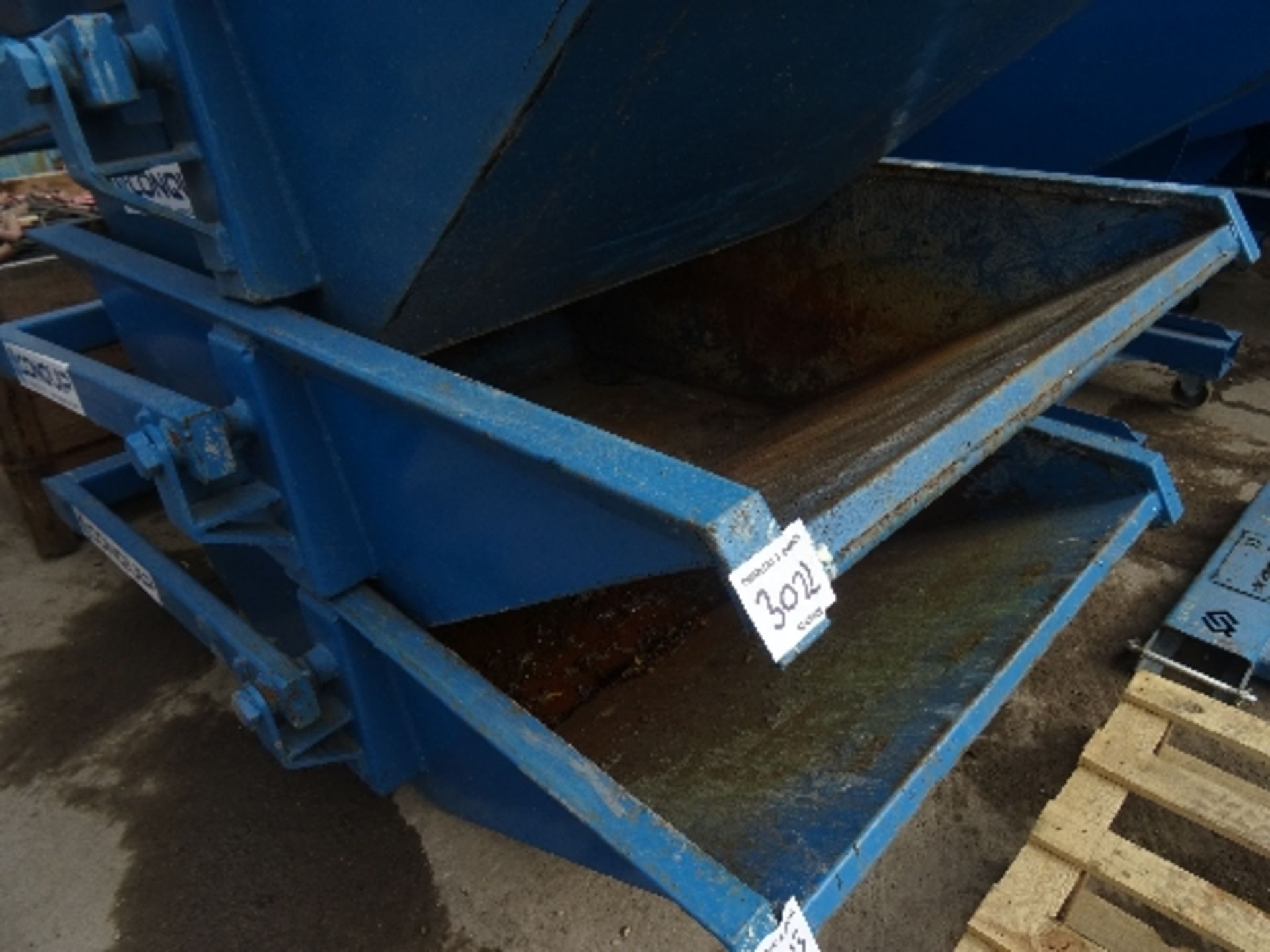 500 litre boat skip