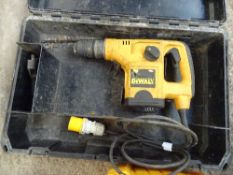 Dewalt D25405 110v rotary hammer drill
