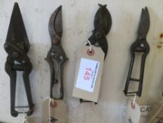 4 no. assorted secateurs