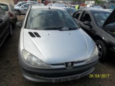 Peugeot 206 LX - S875 TBP Date of registration: 04.12.1998 1124cc, petrol, manual, silver Odometer