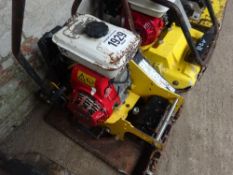 Plate compactor