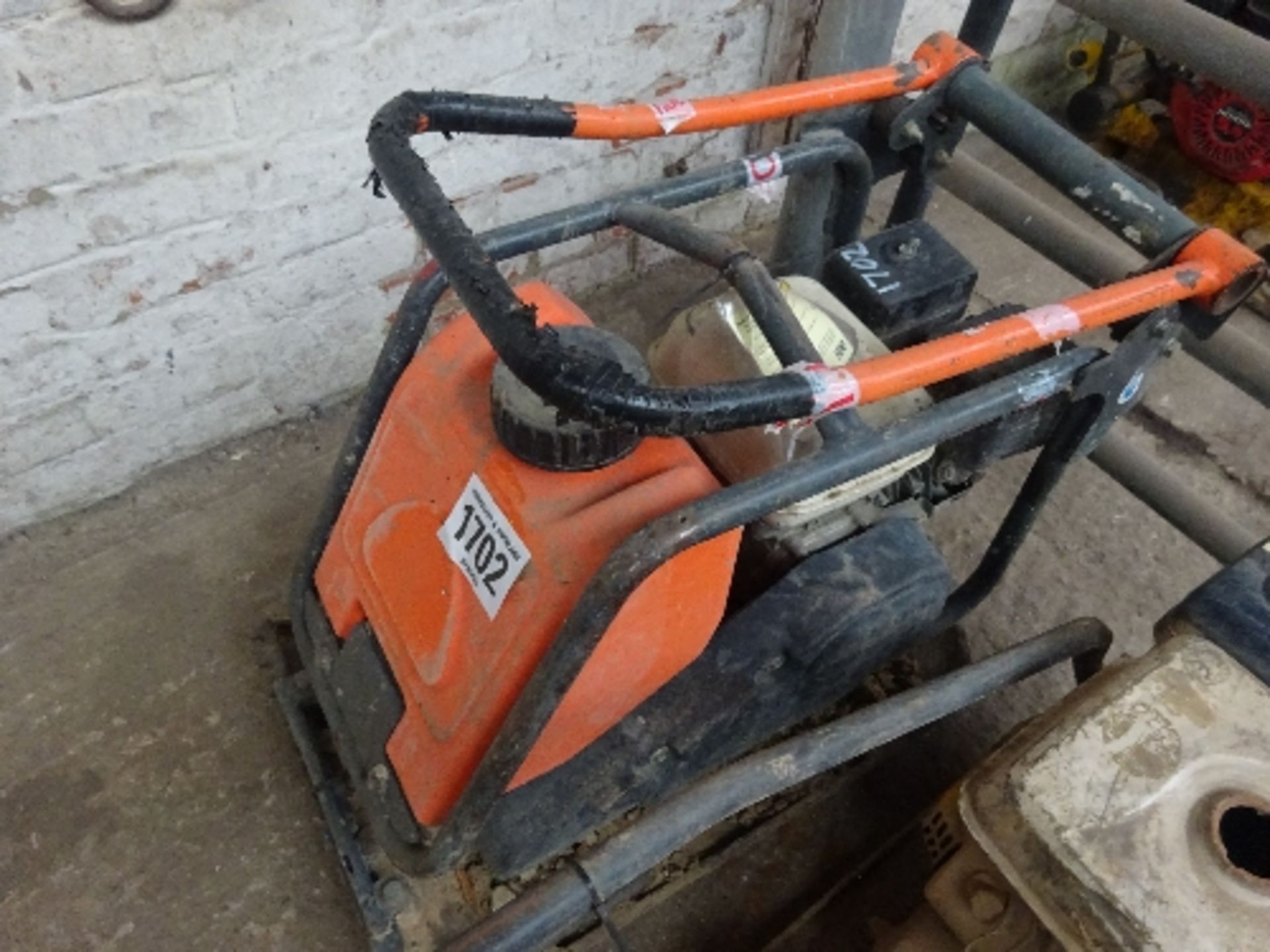 Plate compactor (E311675)