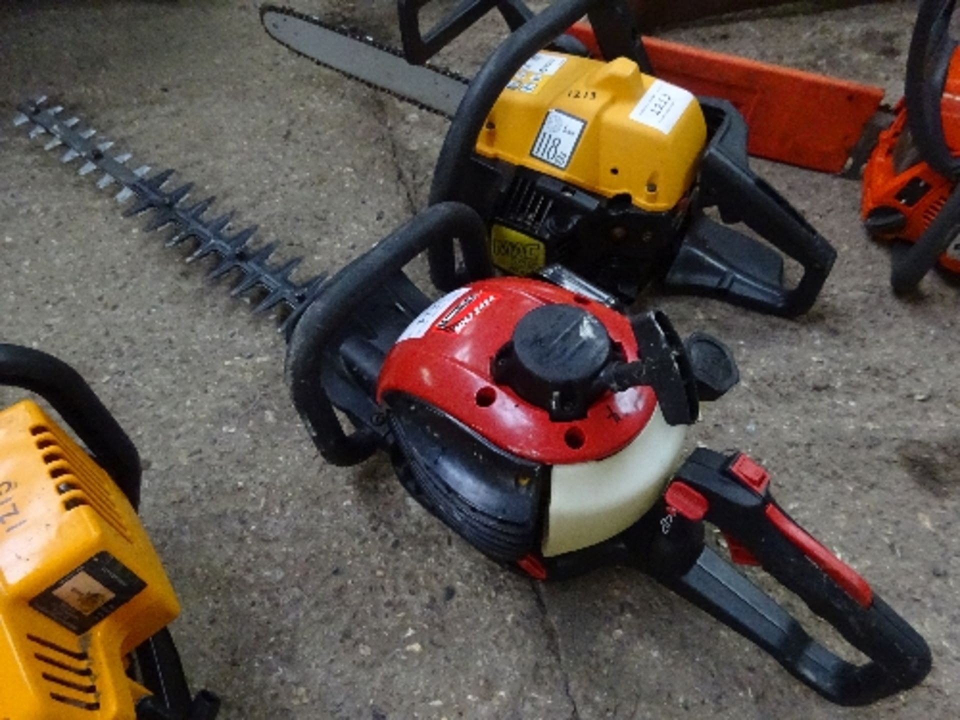 Mountfield MHJ 2424 petrol hedge trimmer