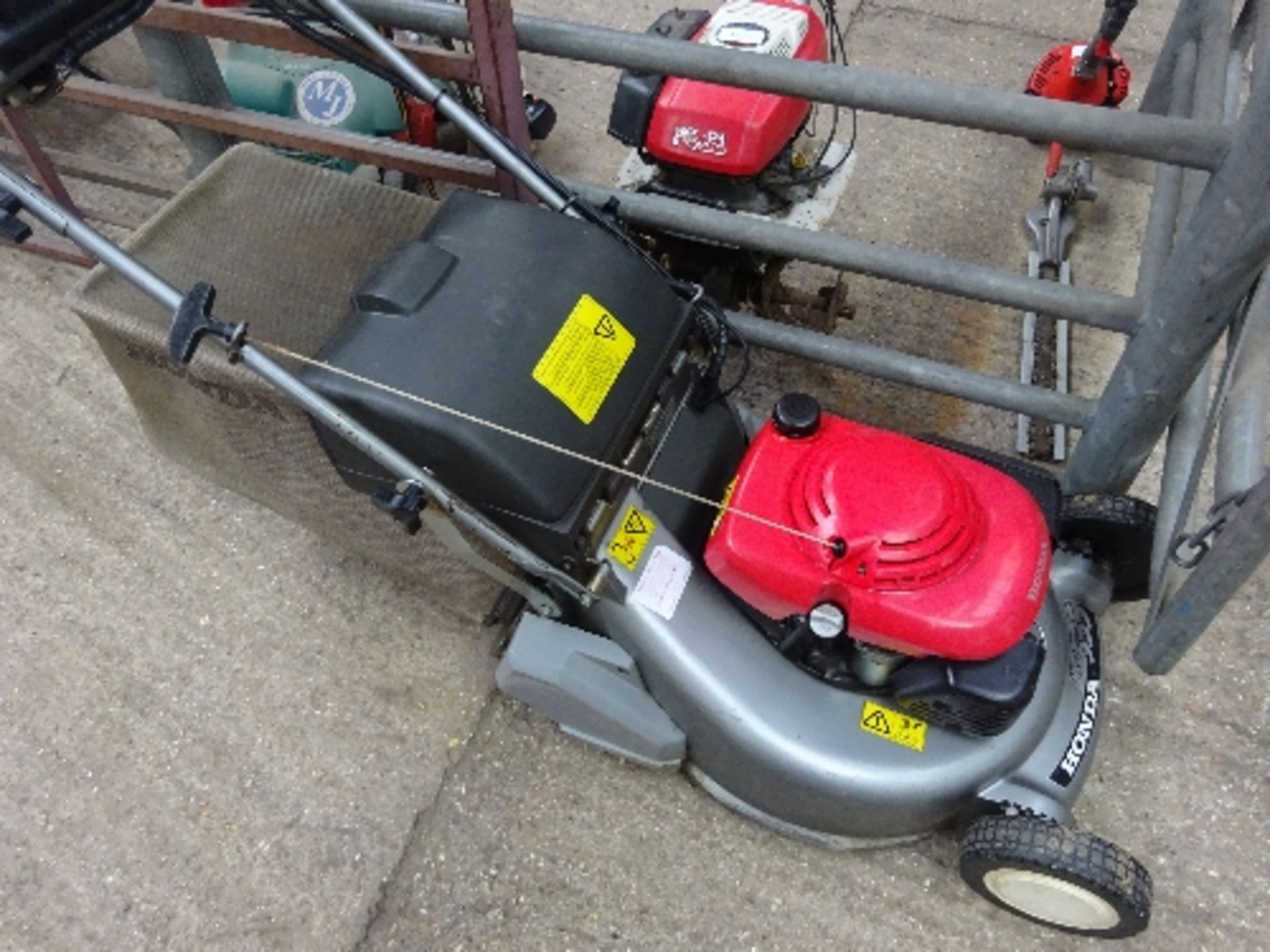 Honda HRD535 electric start lawn mower gwo