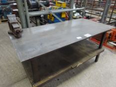 Metal workbench and vice