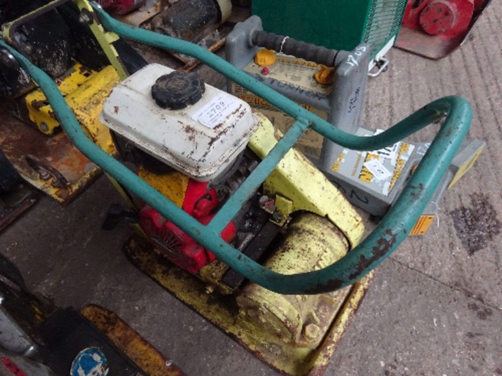 Duommann Ammann plate compactor