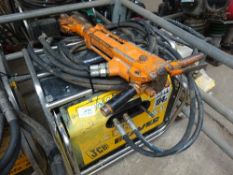 JCB Beaver hydraulic power pack with hoses
