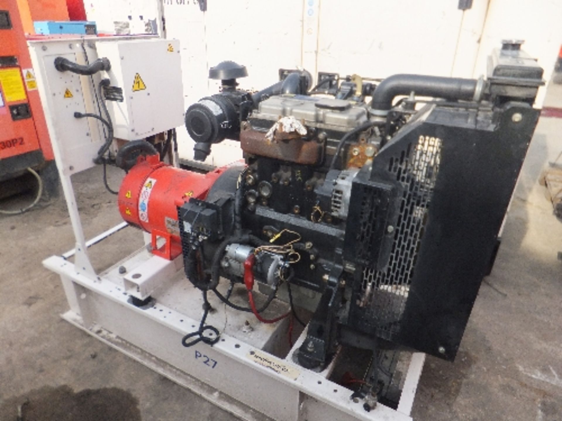 FG Wilson 27kva open set generator 54,172 hrs This lot is sold on instruction of Speedy - Image 3 of 3