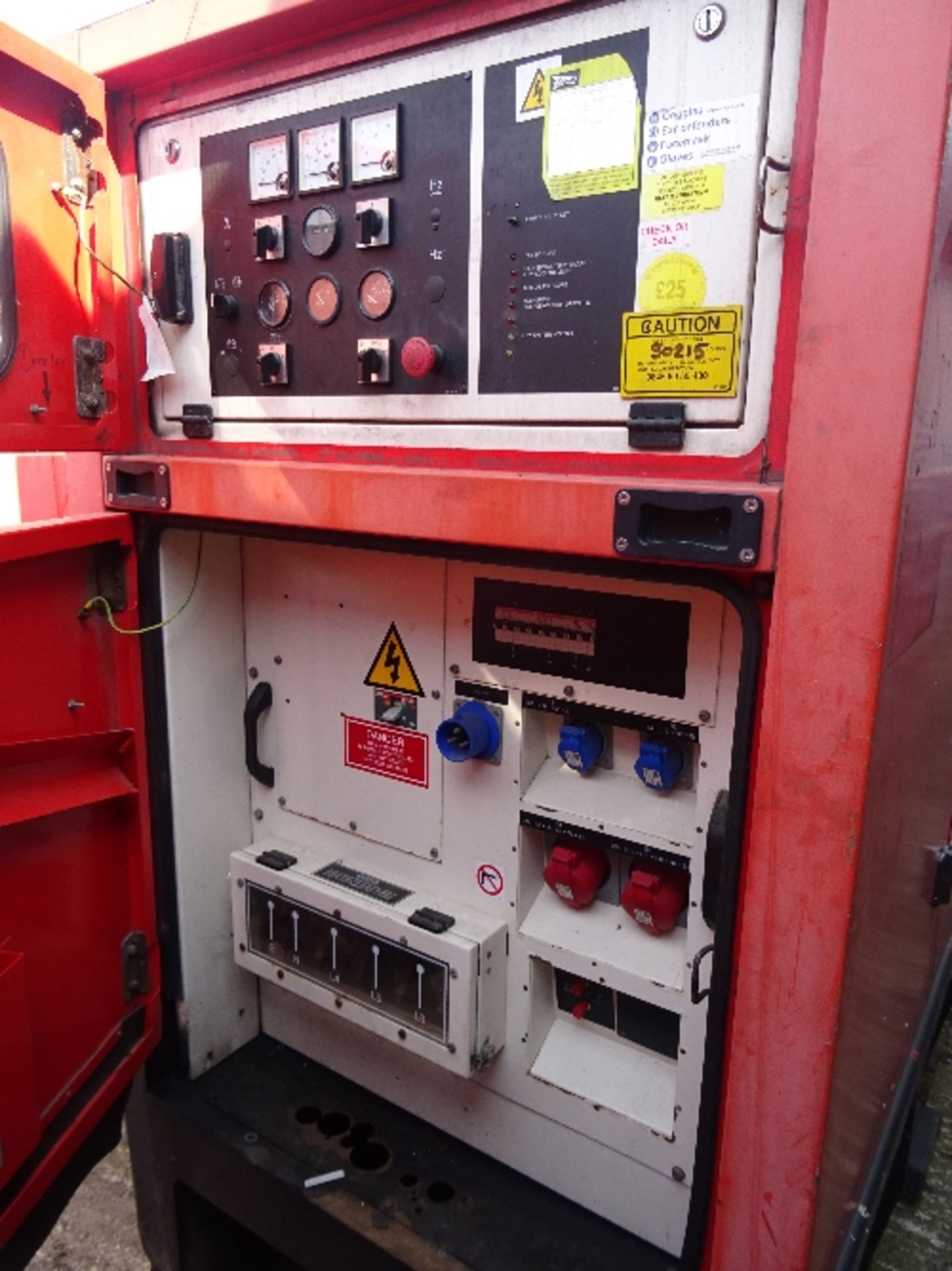 FG Wilson 60kva generator 31038 hrs - starts and runs - drive to alternator disconnected This lot is - Image 2 of 6