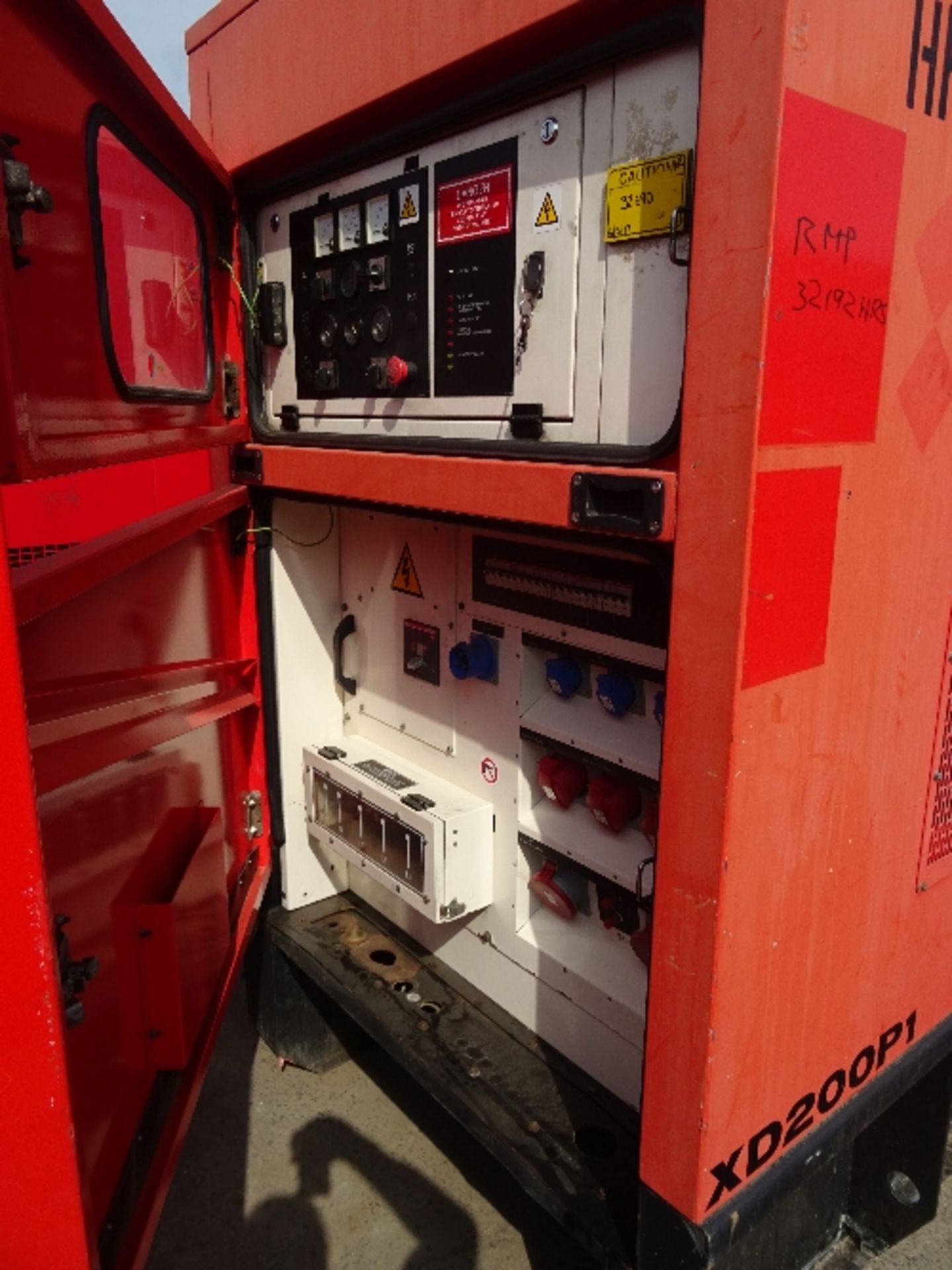 FG Wilson 200kva generator 32,192 hrs - RMP This lot is sold on instruction of Speedy - Image 4 of 6