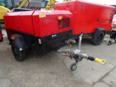 Ingersoll Rand 7.71 compressor (2005) 4330 hrs non runner  electrical fault This lot is sold on