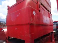 Western 2000 litre Transcube tank This lot is sold on instruction of Speedy