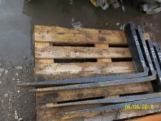 Pair of forklift forks