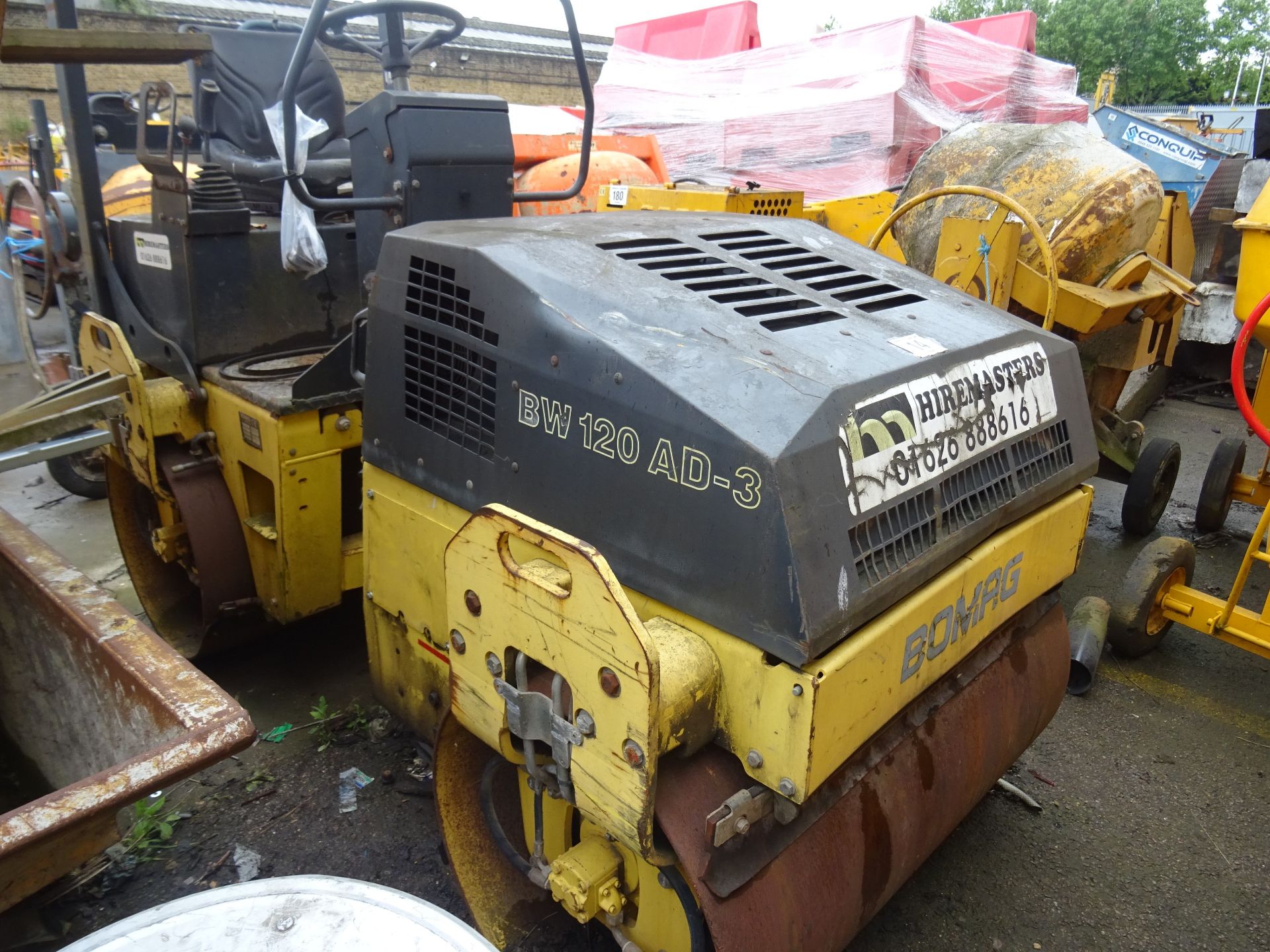 Bomag 120AD roller